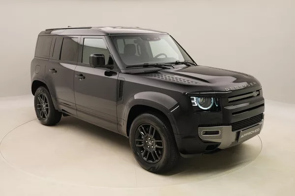 Land Rover Defender 110 D300 X-DYNAMIC SE AWD CZ - foto 16