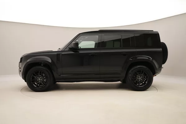 Land Rover Defender 110 D300 X-DYNAMIC SE AWD CZ - foto 9