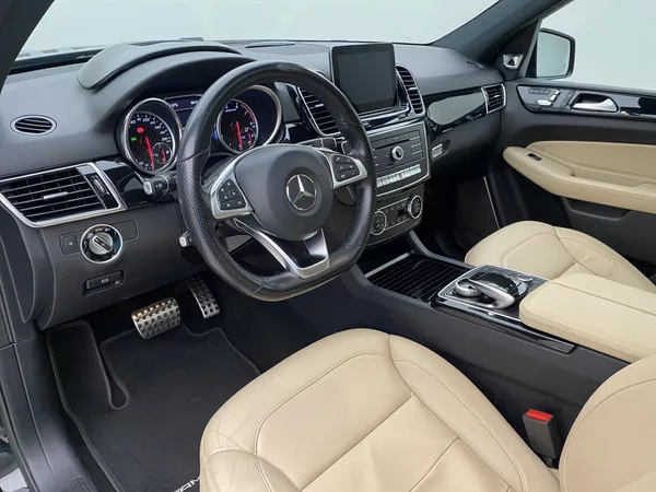 Mercedes-Benz GLE 43 AMG 4MATIC AUT - foto 4