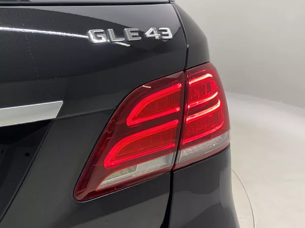 Mercedes-Benz GLE 43 AMG 4MATIC AUT - foto 44
