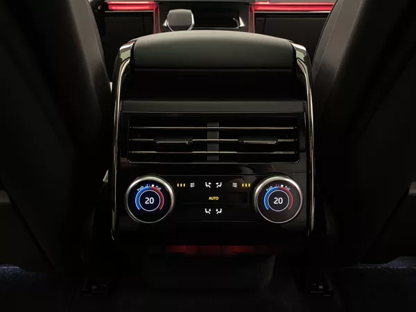 Land Rover Range Rover Sport P550e AUTOBIOGRAPHY AWD CZ - foto 33