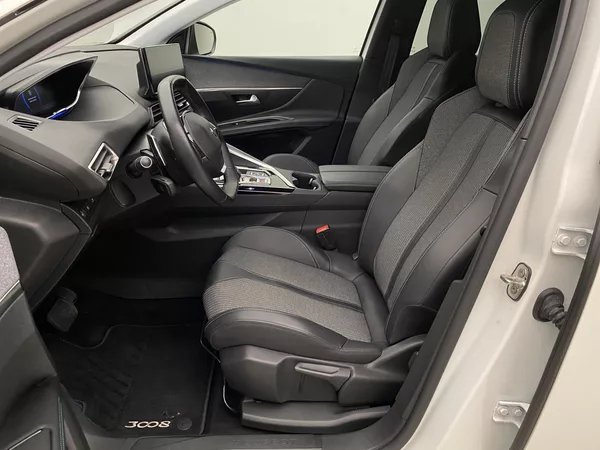 Peugeot 3008 1.5HDi 96kW ALLURE AUT CZ - foto 3