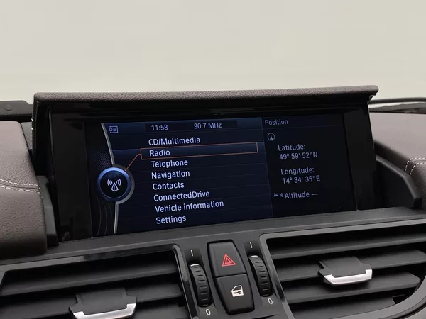 BMW Z4 sDrive 35i N54 AUT CZ - foto 8