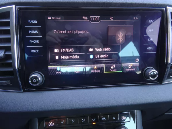 Škoda Karoq 1.5TSi DSG taž.zař. Style plus - foto 16