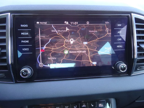 Škoda Karoq 1.5TSi DSG taž.zař. Style plus - foto 20