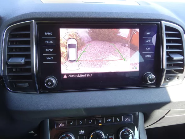 Škoda Karoq 1.5TSi DSG taž.zař. Style plus - foto 24