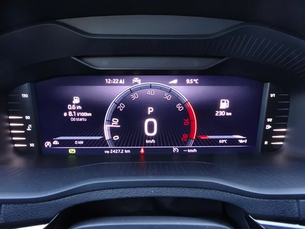 Škoda Karoq 1.5TSi DSG taž.zař. Style plus - foto 38