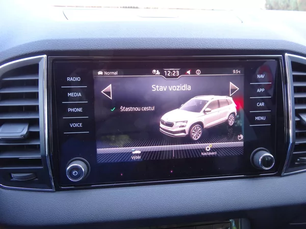 Škoda Karoq 1.5TSi DSG taž.zař. Style plus - foto 46