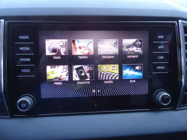 Škoda Karoq 1.5TSi DSG taž.zař. Style plus - foto 48