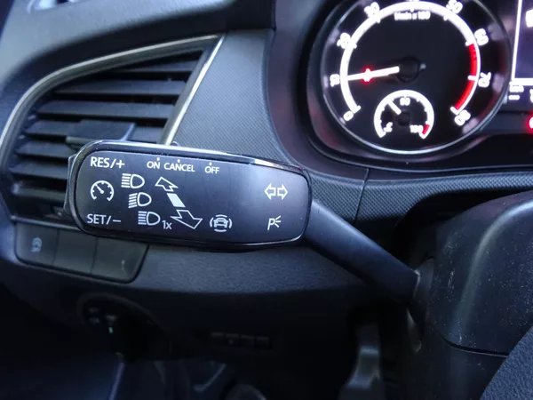 Škoda Fabia Kombi 1.0TSi Ambi. zimní pneu - foto 12