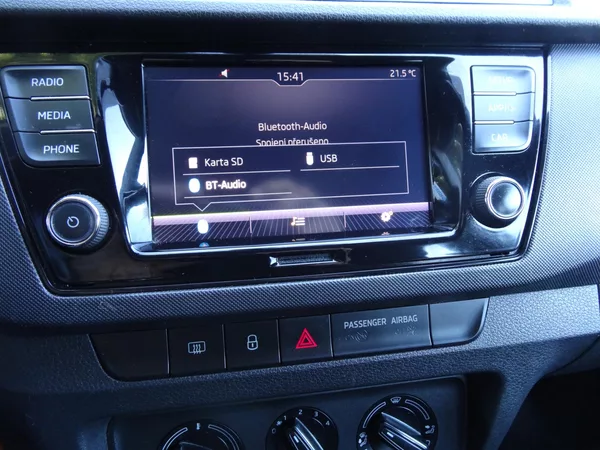 Škoda Fabia Kombi 1.0TSi Ambi. zimní pneu - foto 13