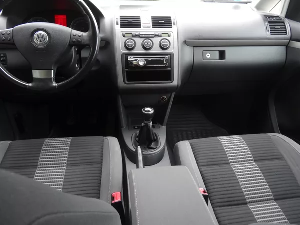 Volkswagen Touran 1.4TSi Style - foto 3