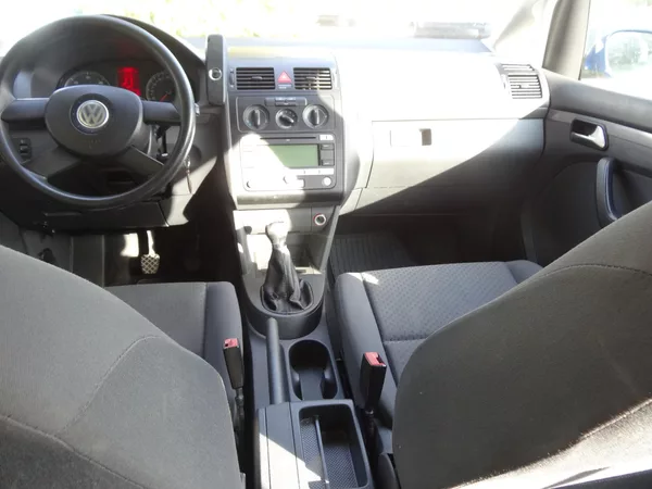 Volkswagen Touran 1.9 TDi Taž.zař. Plná nádrž - foto 3