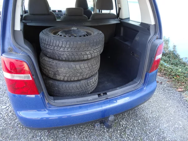 Volkswagen Touran 1.9 TDi Taž.zař. Plná nádrž - foto 7