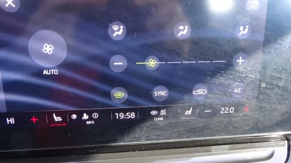 Škoda Octavia K.2.0TDItaž.zař.Styl.Plná nádž - foto 16
