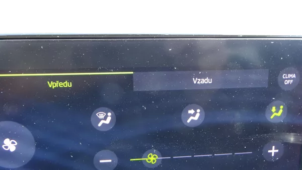 Škoda Octavia Kombi 1.5TSi Style Plná nádž - foto 17