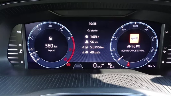Škoda Octavia Kombi 1.5TSi Style Plná nádž - foto 25