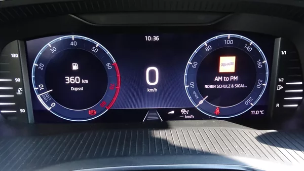 Škoda Octavia Kombi 1.5TSi Style Plná nádž - foto 26