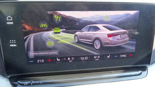 Škoda Octavia Kombi 1.5TSi Style Plná nádž - foto 9