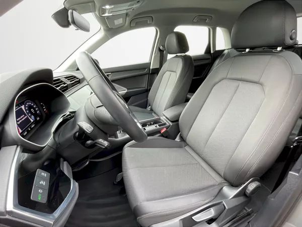 Audi Q3 35 TFSI 110 kW S-Line S-tronic - foto 24