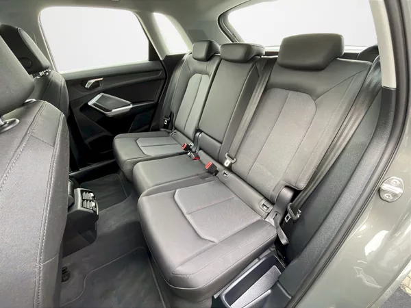 Audi Q3 35 TFSI 110 kW S-Line S-tronic - foto 25