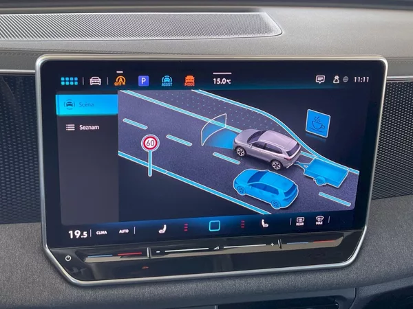 Volkswagen Tiguan 1,5 eTSI 96 kW mHEV DSG - foto 16
