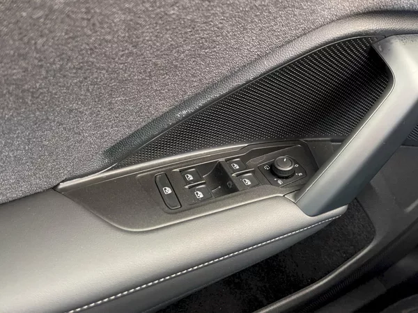 Volkswagen Tiguan 1,5 eTSI 96 kW mHEV DSG - foto 23