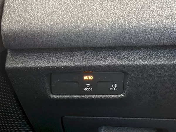 Volkswagen Tiguan 1,5 eTSI 96 kW mHEV DSG - foto 7