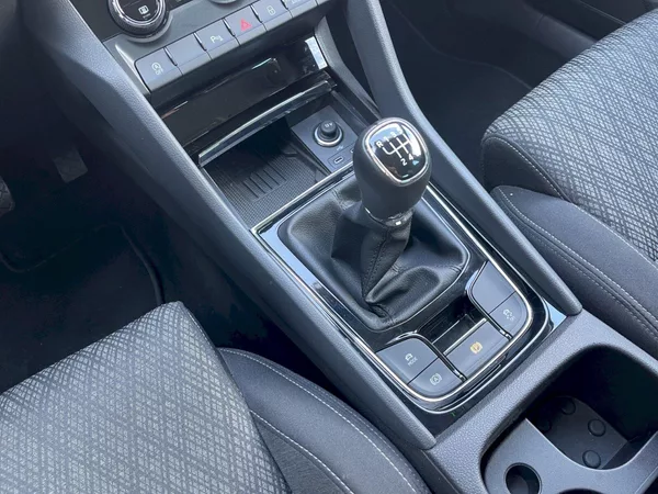 Škoda Karoq 1.5 TSI 110 kW Top Selection - foto 12