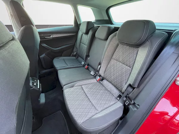 Škoda Karoq 1.5 TSI 110 kW Top Selection - foto 24