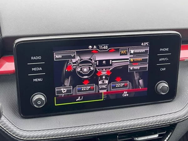 Škoda Fabia 1.0 TSI 81kW Monte Carlo - foto 17