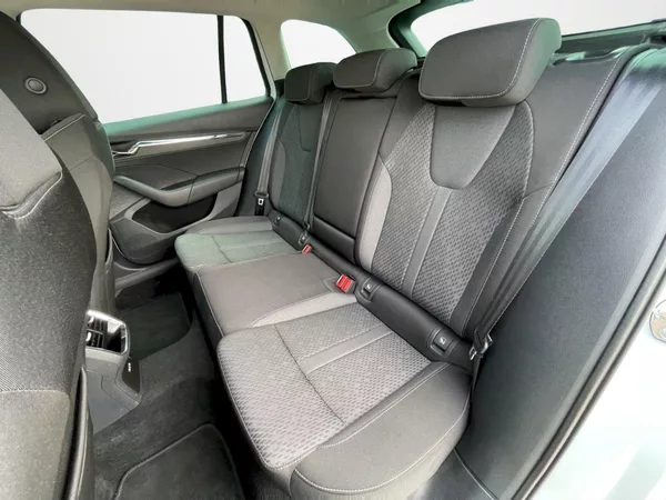 Škoda Octavia 1.5 TSI e-TEC 110kW DSG Style - foto 26