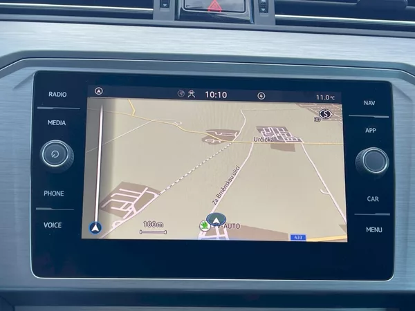 Volkswagen Passat 2.0 TDI 110 kW DSG ConceptLine - foto 14