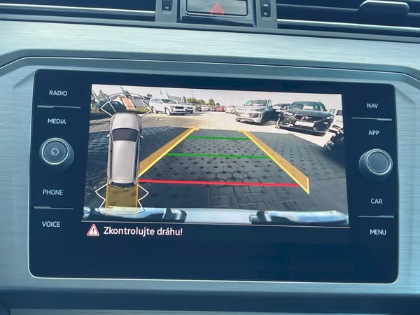Volkswagen Passat 2.0 TDI 110 kW DSG ConceptLine - foto 16