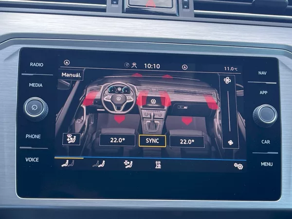 Volkswagen Passat 2.0 TDI 110 kW DSG ConceptLine - foto 19