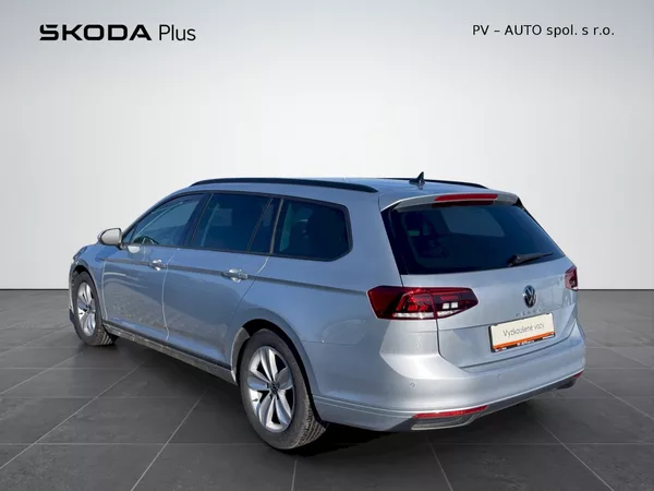 Volkswagen Passat 2.0 TDI 110 kW DSG ConceptLine - foto 27
