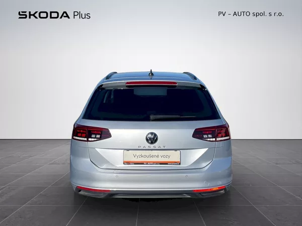 Volkswagen Passat 2.0 TDI 110 kW DSG ConceptLine - foto 28