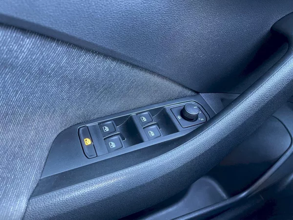 Škoda Kamiq 1.0 TSI 81 kW Style Plus - foto 23