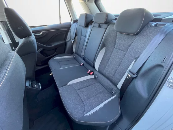 Škoda Kamiq 1.0 TSI 81 kW Style Plus - foto 25