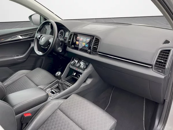 Škoda Karoq 1.5 TSI 110 kW Style Plus - foto 23