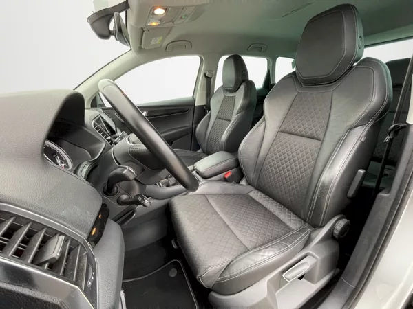 Škoda Karoq 1.5 TSI 110 kW Style Plus - foto 25