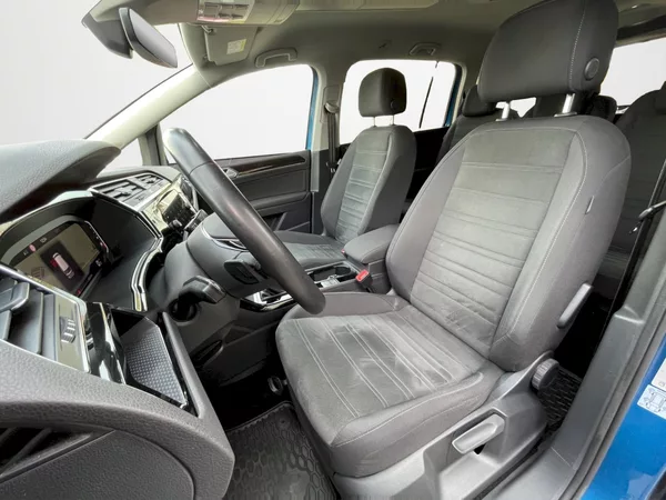 Volkswagen Touran 1.5 TSI 110 kW DSG Highline - foto 23