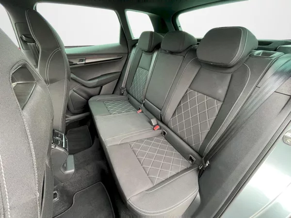 Škoda Karoq 1.5 TSI 110 kW DSG SportLine - foto 26