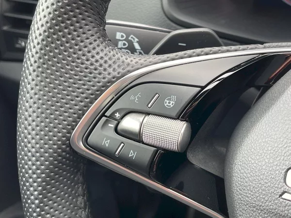 Škoda Karoq 1.5 TSI 110 kW DSG SportLine - foto 8