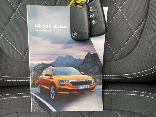 Škoda Karoq 2.0 TDI 110kW SportLine Exclus - foto 34