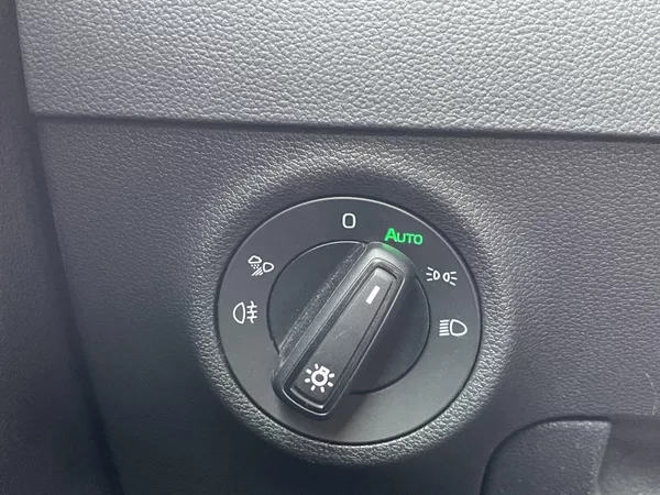 Škoda Karoq 2.0 TDI 110kW SportLine Exclus - foto 7