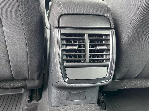 Škoda Scala 1.0 TSI 85kW Selection - foto 24