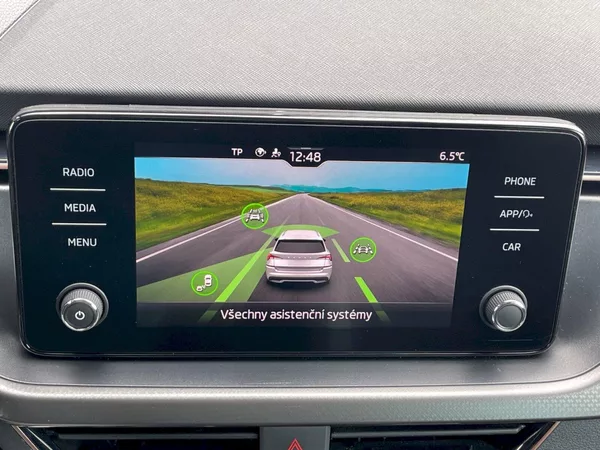 Škoda Kamiq 1.0 TSI 81 kW DSG Style Plus - foto 14