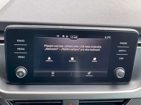 Škoda Kamiq 1.0 TSI 81 kW DSG Style Plus - foto 16