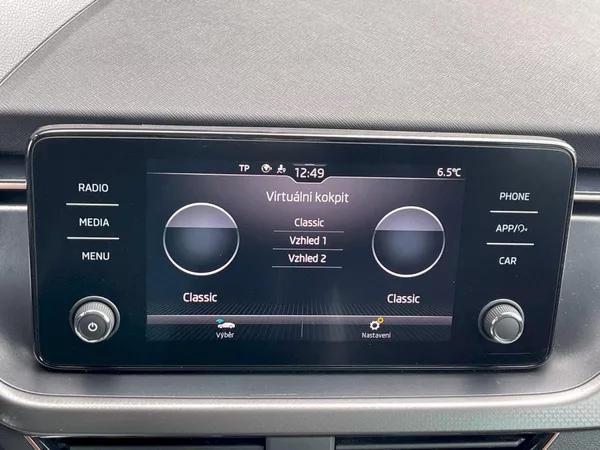 Škoda Kamiq 1.0 TSI 81 kW DSG Style Plus - foto 19